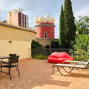 The Museum Апартаменты Фигерас